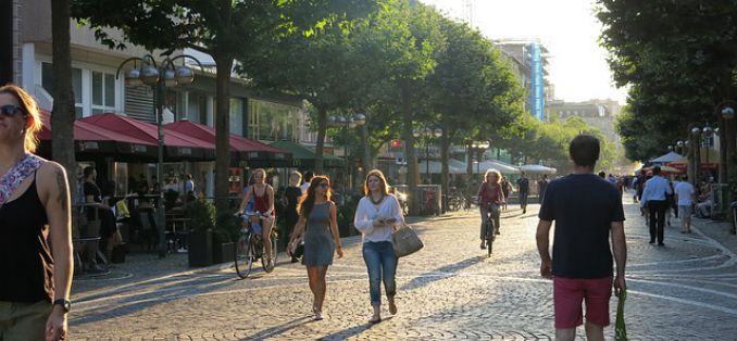 Verkaufsoffener Sonntag 12. Juni 2016 -  Baden-Württemberg NRW Bremen Bernau Jülich - Shopping nach dem kalendarischen Sommeranfang