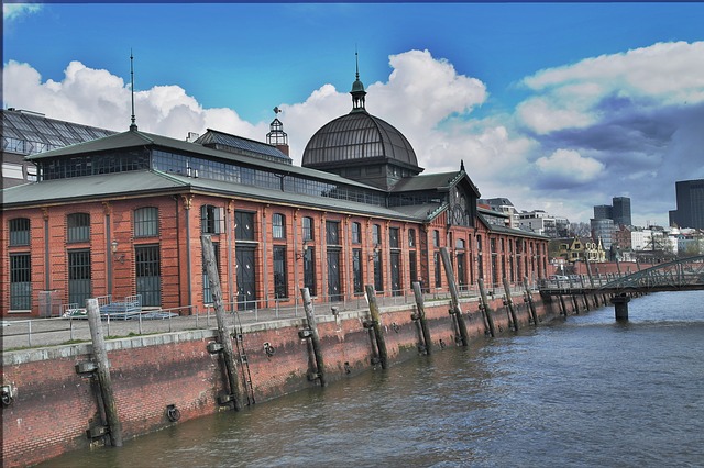 Verkaufsoffener Sonntag Hamburg - Der Fischmarkt ist eines der beliebtesten Einkaufsziele Verkaufsoffener Sonntag Hamburg - Der Fischmarkt ist eines der beliebtesten Einkaufsziele