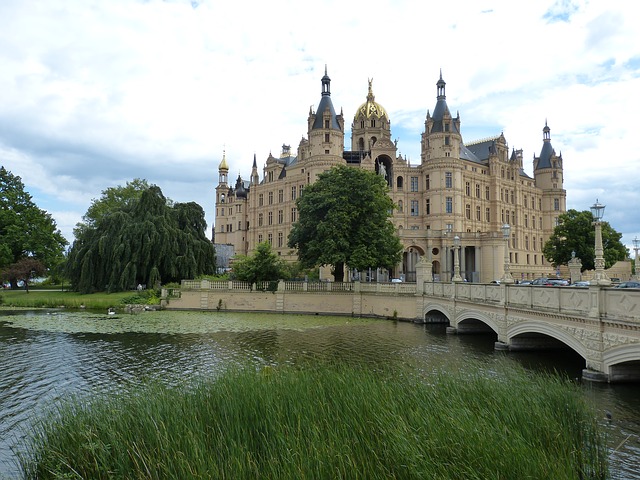 Verkaufsoffener Sonntag Schwerin - Im Schloss tagt der Landtag von Mecklenburg-Vorpommern