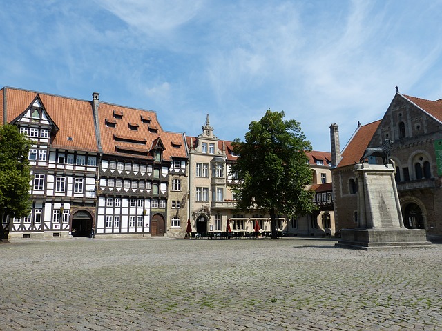 Verkaufsoffener Sonntag Braunschweig - Ein Schnappschuss aus der Altstadt Verkaufsoffener Sonntag Braunschweig - Ein Schnappschuss aus der Altstadt