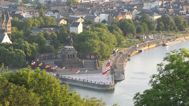 Verkaufsoffener Sonntag Koblenz - Das Deutsche Eck an Rhein und Mosel